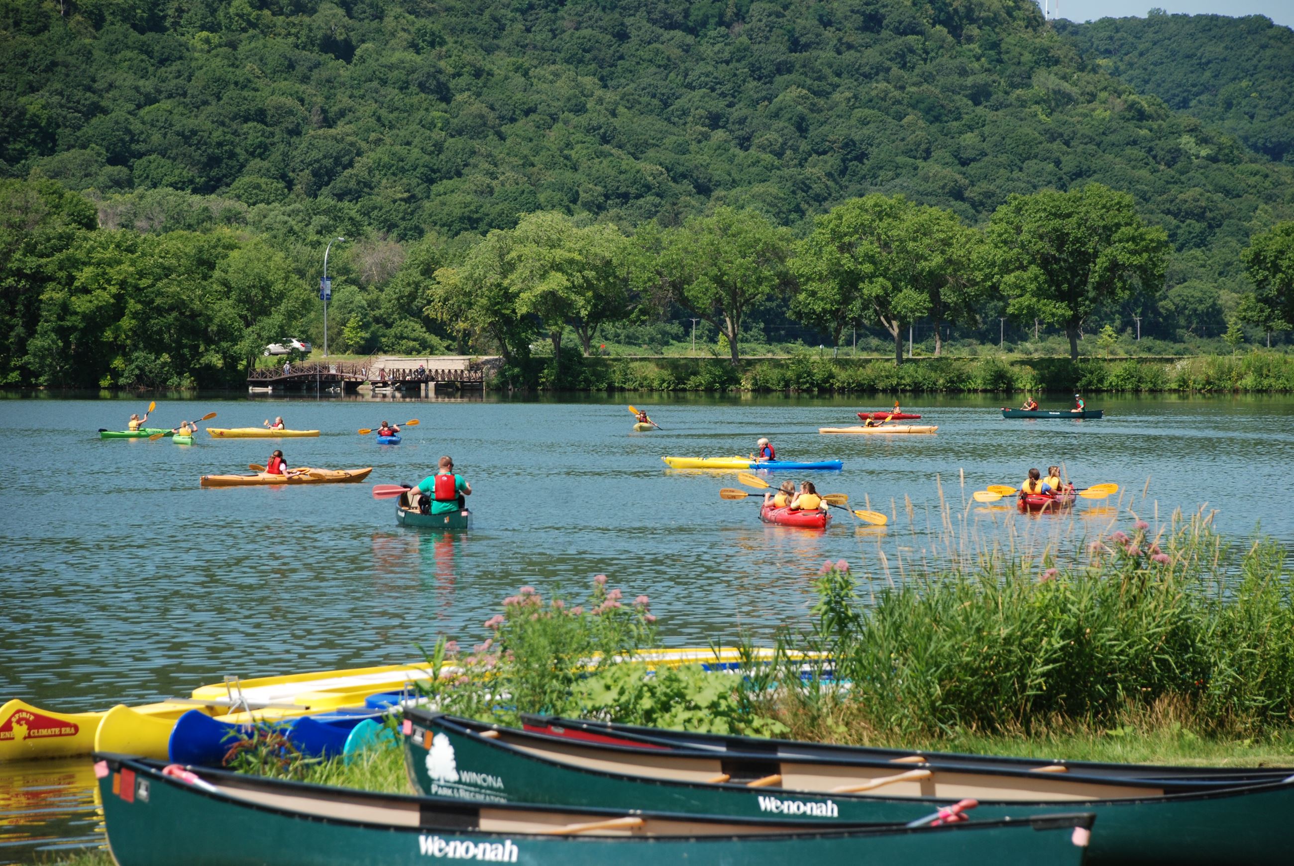 Multiple People out Kayaking at the Lake Lodge Recreation Center
